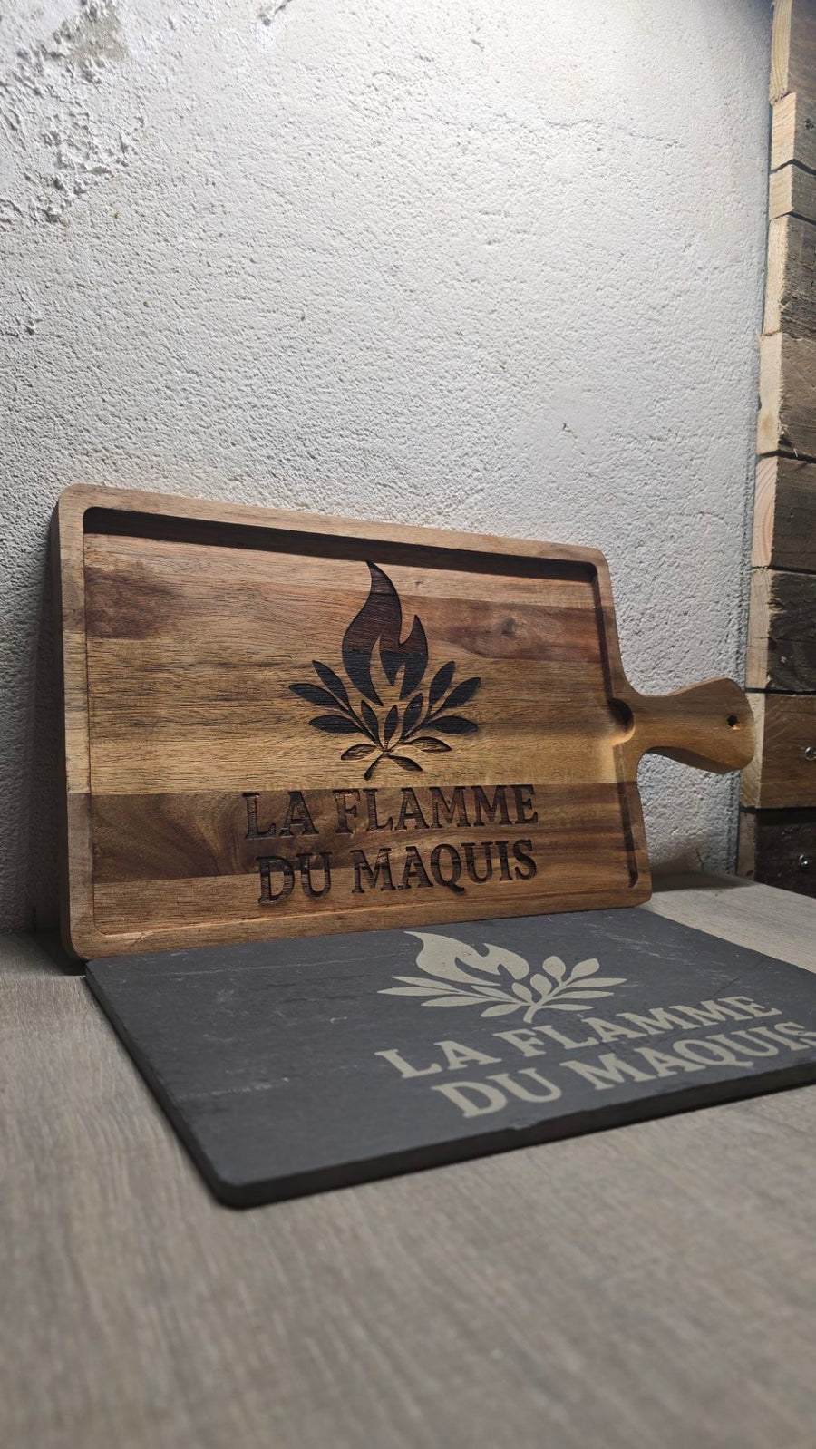 Planchette ardoise / bois - la flamme du maquis